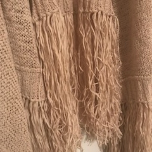 NWT BCBG Fringed Cardi-wrap Sweater Size S - Picture 6 of 13